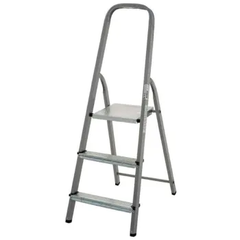 Изображение товара Стремянка стальная 3 ступени Вихрь 0,62м для ремонта и строительных работ Изображение товара Стремянка стальная 3 ступени Вихрь 0,62м для ремонта и строительных работ