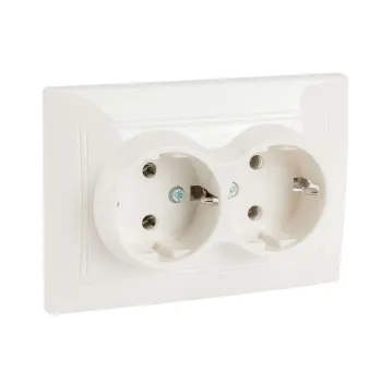 Изображение товара Розетка двухместная с заземлением Кварта белая IP20 IEK Изображение товара Розетка двухместная с заземлением Кварта белая IP20 IEK