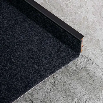 Изображение товара Плинтус для ковролина KORNER Listwa 109 черный 2,5 м из ПВХ Изображение товара Плинтус для ковролина KORNER Listwa 109 черный 2,5 м из ПВХ