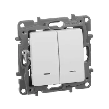Изображение товара Двухклавишный выключатель с подсветкой Legrand Etika белый IP20 Изображение товара Двухклавишный выключатель с подсветкой Legrand Etika белый IP20