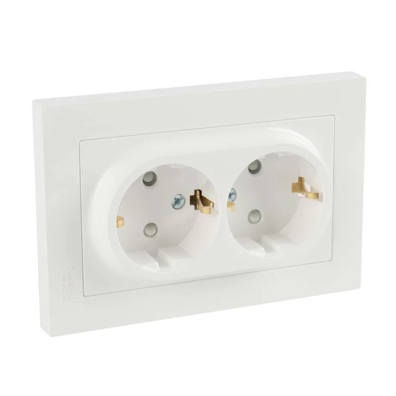Розетка двухместная с заземлением со шторками AtlasDesign белая IP20 Systeme Electric_1