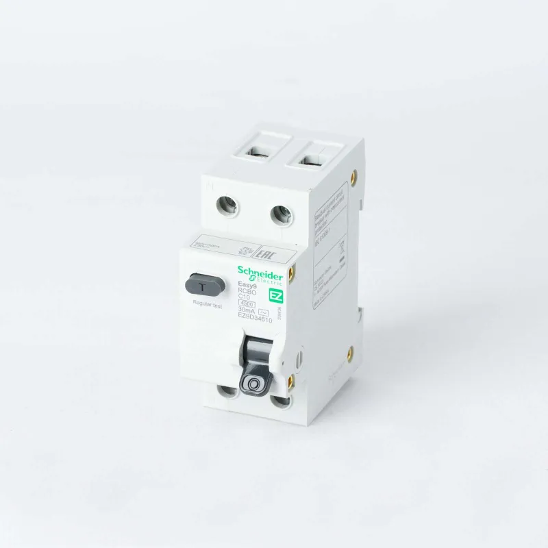 Автоматический выключатель дифференциального тока 2п (1P+N) C 10А Schneider EASY9_1