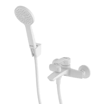 Изображение товара Смеситель для ванны Iddis Ray белый матовый короткий излив с лейкой Изображение товара Смеситель для ванны Iddis Ray белый матовый короткий излив с лейкой