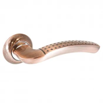 Изображение товара Комплект ручек Аллюр Арт Фостер ст медь - стильные и надежные ручки для мебели Изображение товара Комплект ручек Аллюр Арт Фостер ст медь - стильные и надежные ручки для мебели