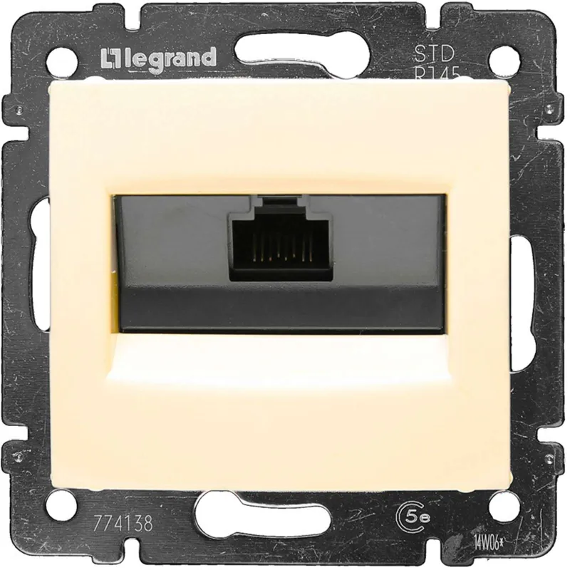 Розетка компьютерная RJ45 Valena Legrand, слоновая кость_1