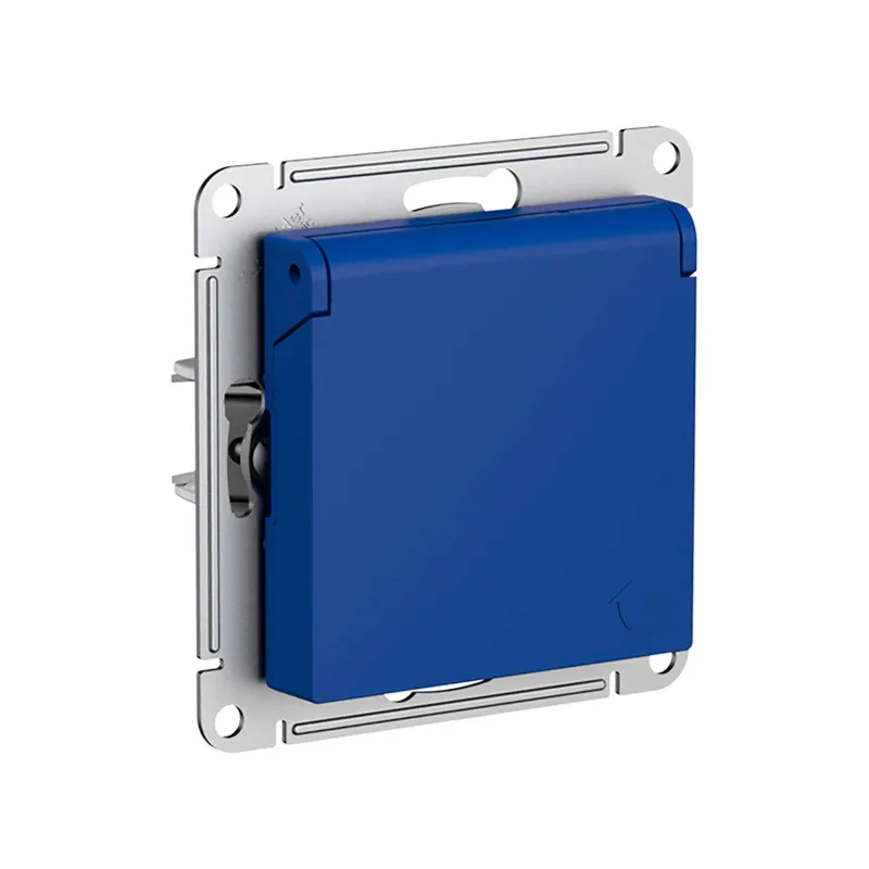 Механизм розетки с заземлением со шторками и крышкой AtlasDesign аквамарин IP44 Systeme Electric_1