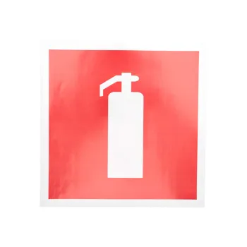 Изображение товара Наклейка-знак пожарной безопасности Огнетушитель 200х200 мм Изображение товара Наклейка-знак пожарной безопасности Огнетушитель 200х200 мм