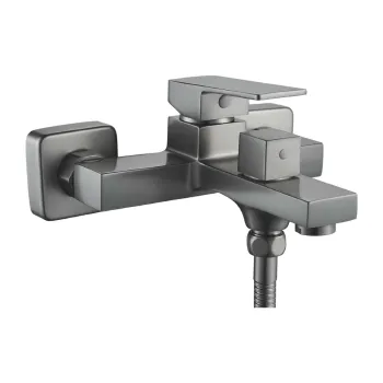 Изображение товара Смеситель для ванны Shevanik S9602T с лейкой и шлангом Изображение товара Смеситель для ванны Shevanik S9602T с лейкой и шлангом