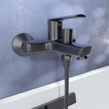 Изображение товара Смеситель для ванны Esko BRS54B черный с коротким изливом и шлангом Изображение товара Смеситель для ванны Esko BRS54B черный с коротким изливом и шлангом