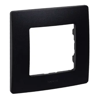 Изображение товара Рамка одноместная Legrand Etika антрацит IP20 для скрытого монтажа Изображение товара Рамка одноместная Legrand Etika антрацит IP20 для скрытого монтажа