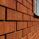 Кирпич облицовочный полуторный пустотелый М150-200 красный велюр Furbau_4